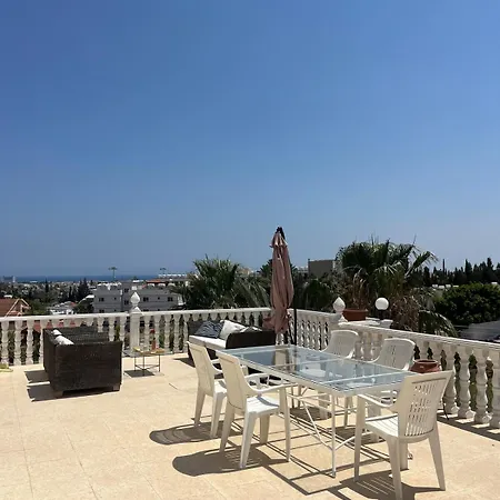 Huge Terrace In Peaceful Apartment