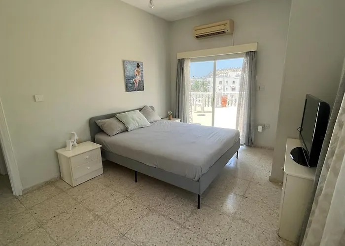 Apartamento Huge Terrace In Peaceful Oroklini